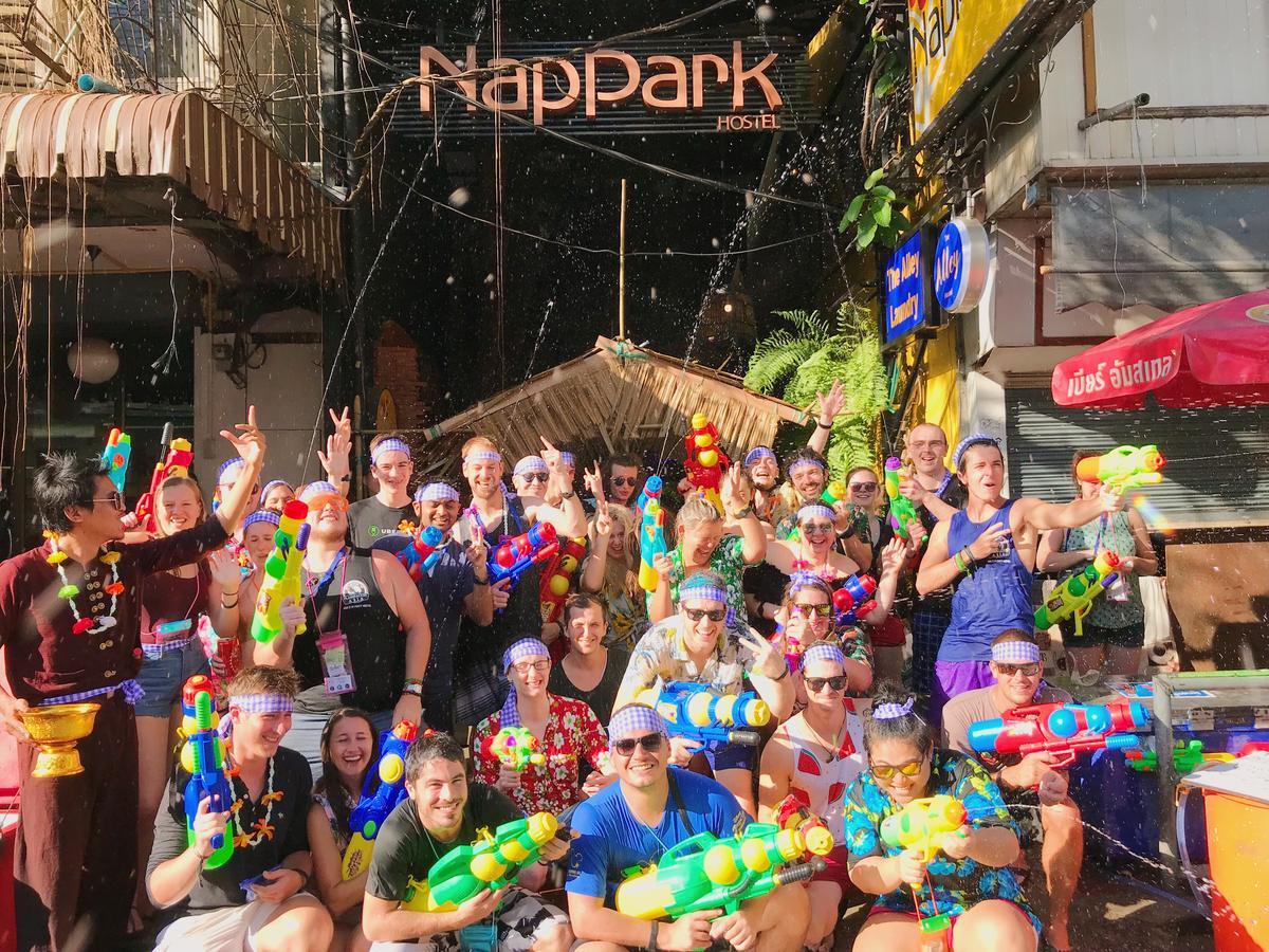 Nappark Hostel @Khao San Bangkok Eksteriør billede