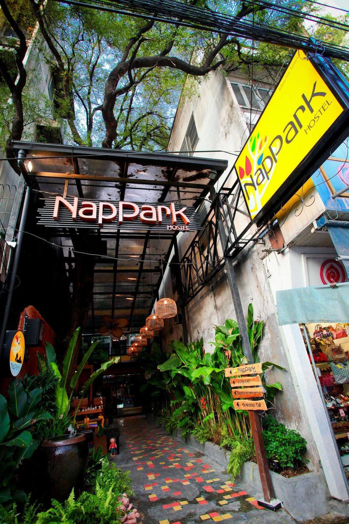 Nappark Hostel @Khao San Bangkok Eksteriør billede